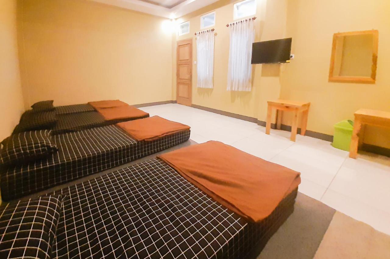 Delvia Bromo Homestay Mitra Reddoorz Пасуруан Экстерьер фото